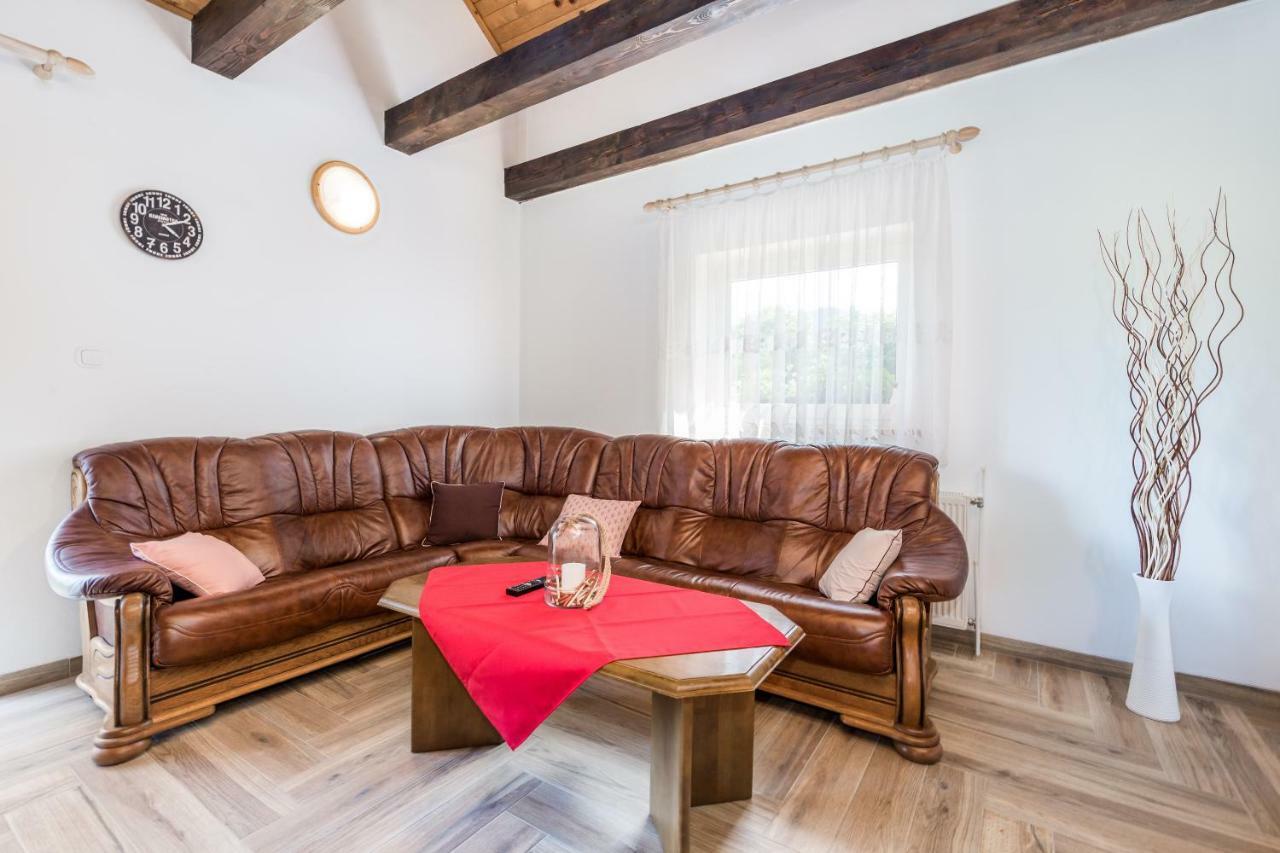 קראסנו פוליה Villa Dino Tin מראה חיצוני תמונה